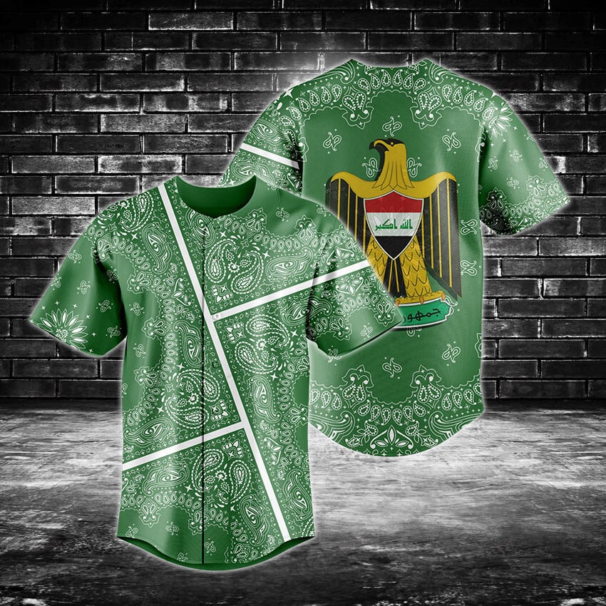Stylish Green Paisley Shirt With Emblem Design – Perfect For Casual Wear &amp; Events